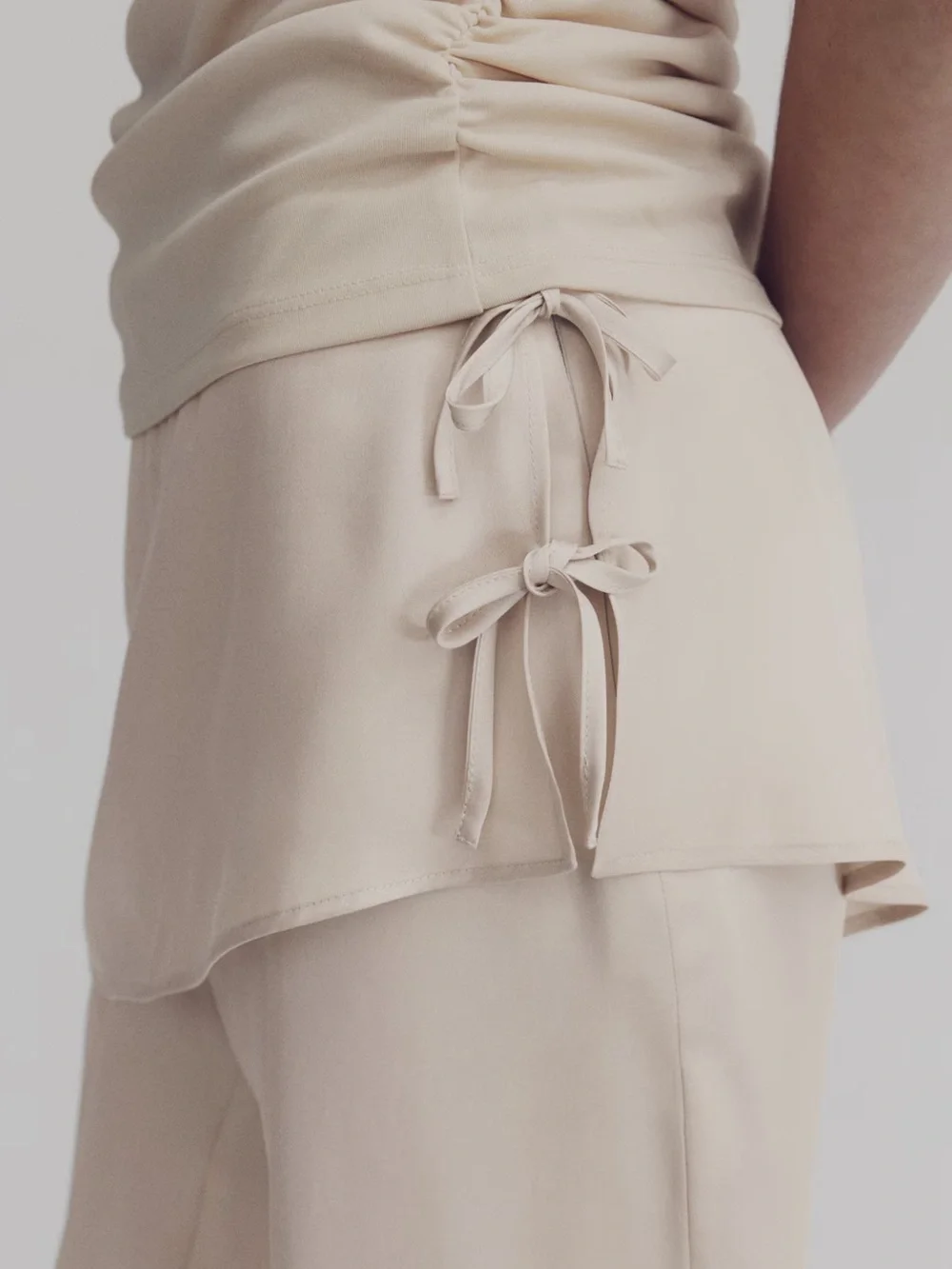 H&M NWT satin Wide-Leg Wrap Overlay skirt scarf trim Pants in Nude cream
